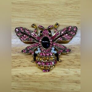 Elegant Large Amazing Pink and Gold Bee Brooch